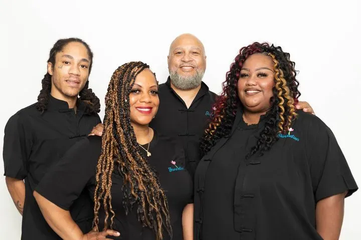 https://cdn.salonspotlight.com/photos/O0FN1VT1niHULfe5yeq1/7731d2c5-b343-43d6-8654-81b0774c4d00_720x720