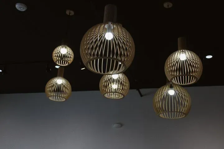 https://cdn.salonspotlight.com/photos/O5rxzDZPVnJjLseKKuxN/1f272fac-3a89-4ac4-a53d-72e0825eb3af_720x720