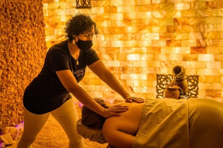 https://cdn.salonspotlight.com/photos/O6EvjusweuRmyrGNOr5j/6f06e7dd-0961-463d-ab49-2c32a1ba1ccc_720x720
