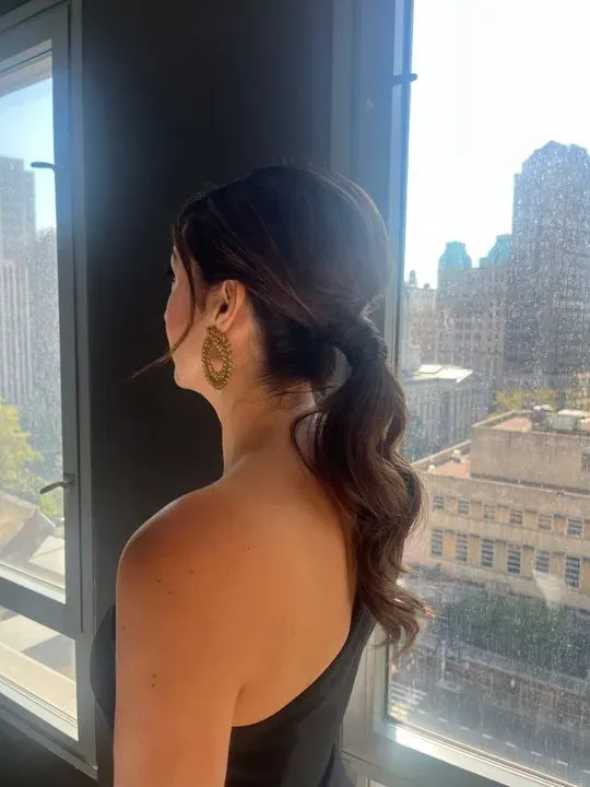 https://cdn.salonspotlight.com/photos/OAnwgyrAiCfejaE85bsZ/94f2186d-7ec0-4006-be5f-2ed558cd39a3_720x720