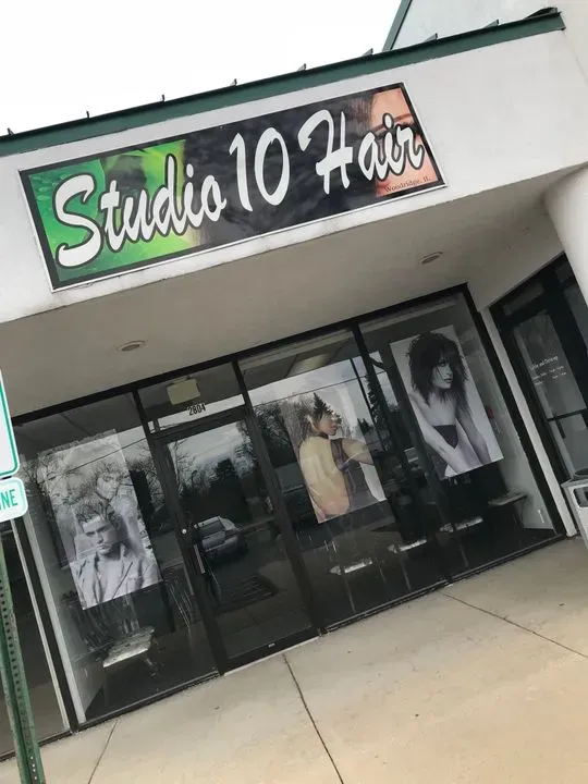 https://cdn.salonspotlight.com/photos/OBgLUPzg1dldprTpk2Z8/5c102c13-6c47-4bd2-b0c4-9c3fe5b86c70_720x720