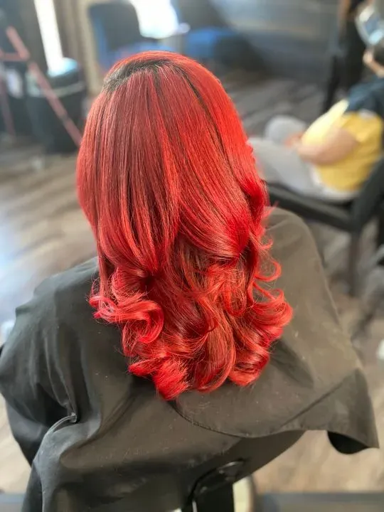 https://cdn.salonspotlight.com/photos/ODZ8kDTOFRVuR81C0q2m/5c212f48-da4c-4738-bffb-1577facd150b_720x720
