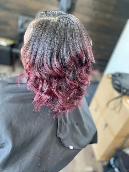 https://cdn.salonspotlight.com/photos/ODZ8kDTOFRVuR81C0q2m/e6c695a6-712e-4a47-86a6-b5cb49309fbc_720x720