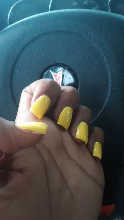 https://cdn.salonspotlight.com/photos/OFi2w0O3wgJswXnT6Mc0/d04adee8-0f96-474a-b288-15d3da0d6bd7_720x720