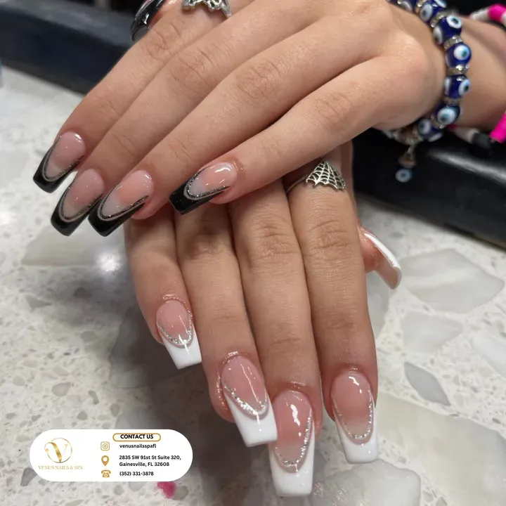https://cdn.salonspotlight.com/photos/OPC7VBY4qD7H5nfHKBPA/f3dff8af-e57c-4ece-b7c6-68b22ed8dc4c_720x720