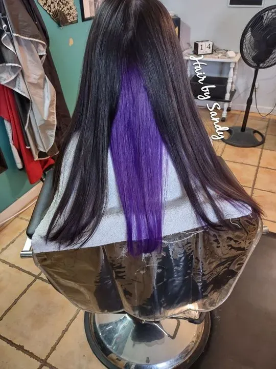 https://cdn.salonspotlight.com/photos/OVBzgAMlJVmIpLlIXDhQ/ca4f8aff-1b04-439d-9c9c-84277559d4d3_720x720