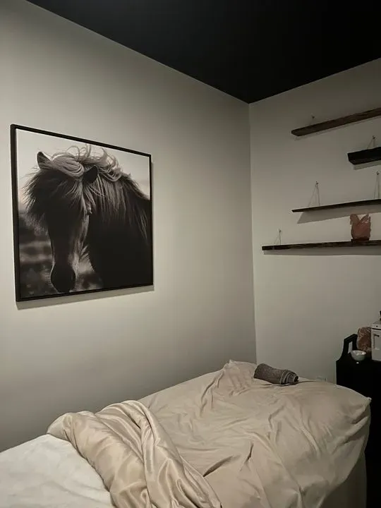 https://cdn.salonspotlight.com/photos/OWcE1HV28dkNuXXfy9Ge/5deda8df-c194-4a7e-9af9-a8e231e82b93_720x720