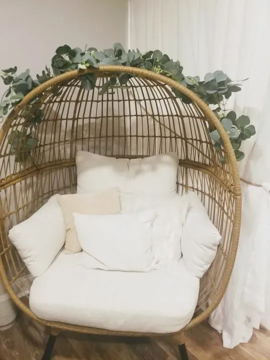 https://cdn.salonspotlight.com/photos/OYbtDzKpDCEsahXhWHzX/8bae97c2-8825-4191-8853-b34a88c384f3_720x720