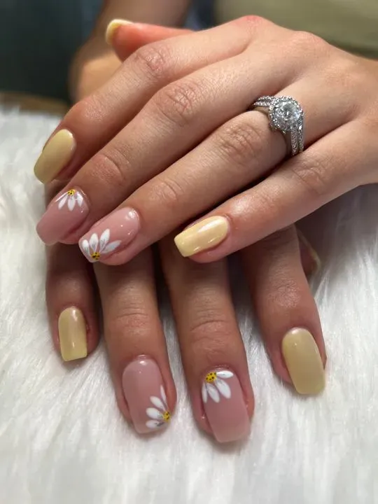 https://cdn.salonspotlight.com/photos/OfNearELAjhyvk13r9Fh/1bd7dfcb-3476-4093-8bbd-9e07f3733625_720x720