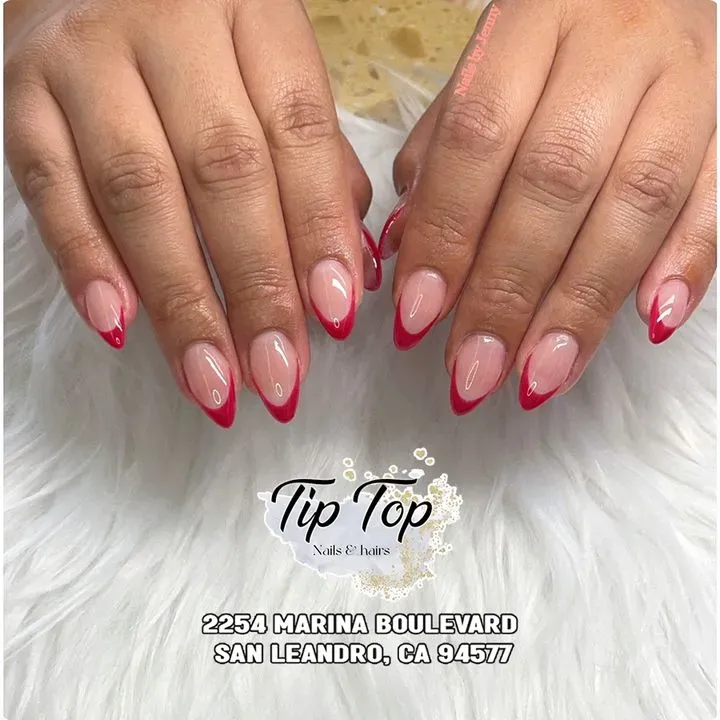 https://cdn.salonspotlight.com/photos/OlFbhhoe72KSNk6WSCfY/f6d0edd5-1833-4664-ba18-ee8d2c2ba217_720x720