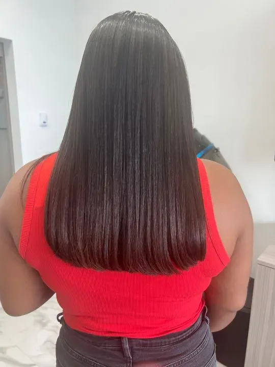 https://cdn.salonspotlight.com/photos/OqWXK3mXwhYrxHLIa9n3/fcdb395d-b4f7-43f4-b5ba-e6358243a275_720x720