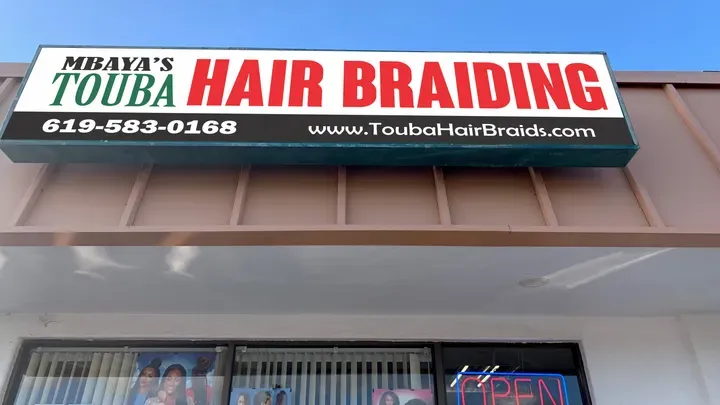 https://cdn.salonspotlight.com/photos/OwbDtCCBwQhZ86WMjcmC/59d5e97d-61af-4945-a0bb-044fb9fd6f17_720x720