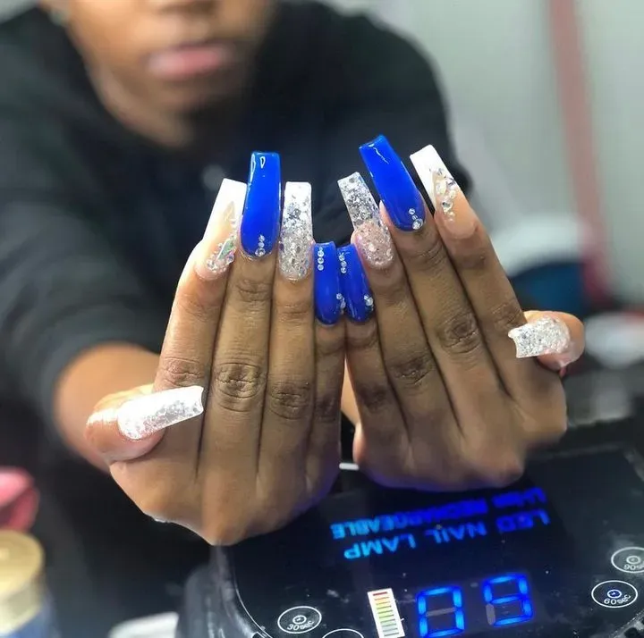 https://cdn.salonspotlight.com/photos/OyXDD4lBfIMfSYjO3s8V/15048693-2ca5-41aa-9f31-9f879c4d7ffa_720x720