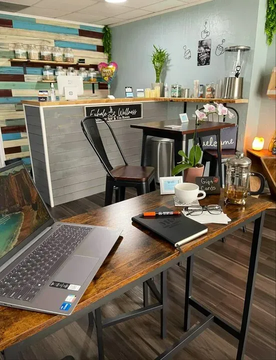 https://cdn.salonspotlight.com/photos/P2AJJIw4fF3an313QR8l/c30d29ec-0f29-4e35-a370-358671ec3d44_720x720