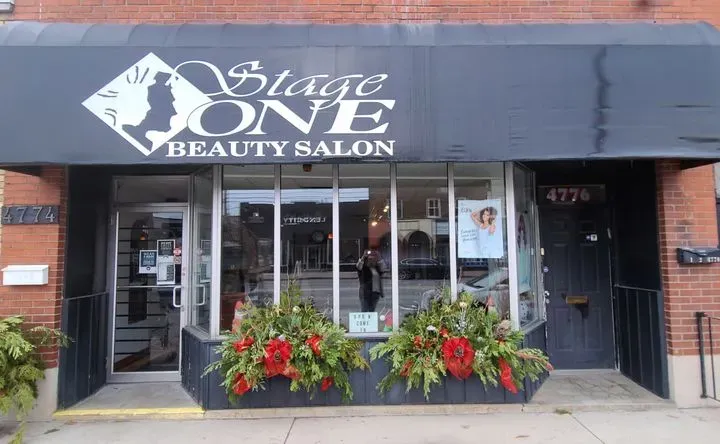 https://cdn.salonspotlight.com/photos/P9psarvN6CClIobIrvdm/5b0909ac-cf01-4b1e-bf7a-9172bde15933_720x720
