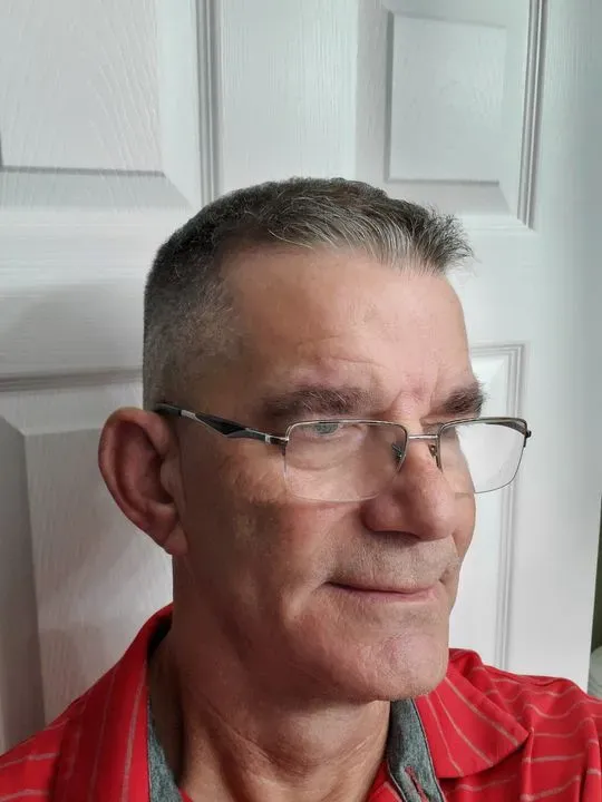 https://cdn.salonspotlight.com/photos/PEPHWgvvaIrP62fhhNDn/774cfafb-6d96-4956-9e56-e917b63fffc9_720x720
