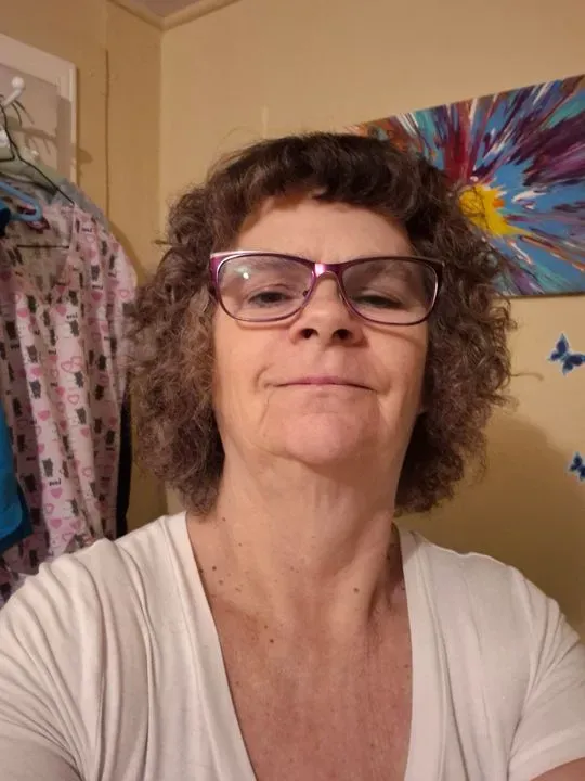 https://cdn.salonspotlight.com/photos/PEPHWgvvaIrP62fhhNDn/927f1985-18ba-41c7-8730-a76b2c430407_720x720