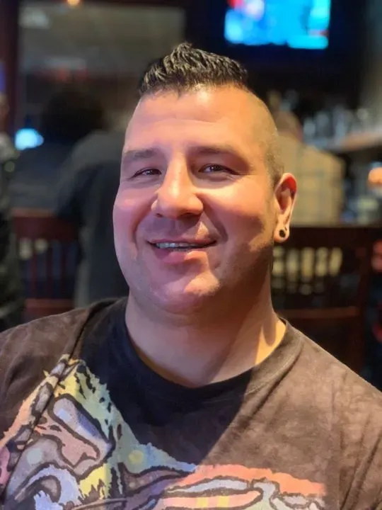 https://cdn.salonspotlight.com/photos/PIsWIvWRcdfXwGRqtHSw/be18372b-770c-4dfb-b8fa-7ca09be56d6f_720x720