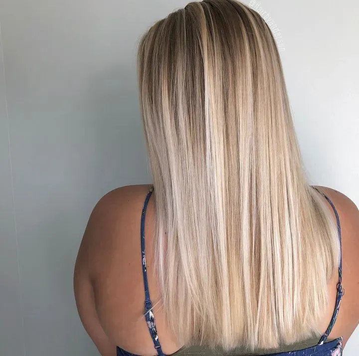 https://cdn.salonspotlight.com/photos/PLbKbr1IaH42riaCfXy8/6afb4861-75dc-41b0-b903-41ec74dddd1c_720x720