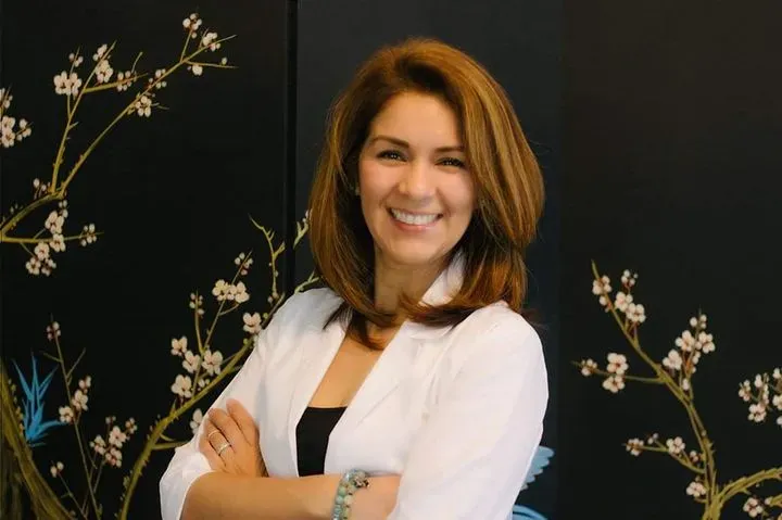 https://cdn.salonspotlight.com/photos/POffzY7xrO70voOW9Pzs/abba7d5c-031f-406e-8d2e-9f3f4fa9926b_720x720