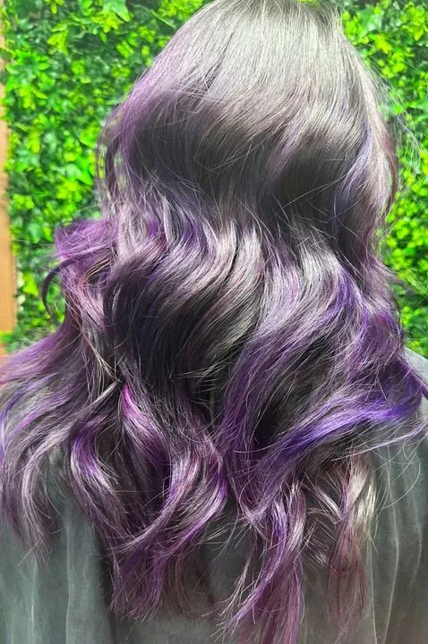 https://cdn.salonspotlight.com/photos/Pc90lBA8cLc1Fjs7HyGB/25987f44-be06-48de-a415-c4773dfe4280_720x720