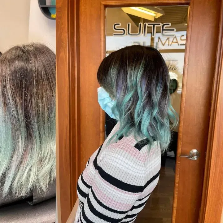 https://cdn.salonspotlight.com/photos/PhBP1yjgtNvlfoSf2sv4/20c509cc-fd8d-4eaa-acc5-9ad5401557bc_720x720