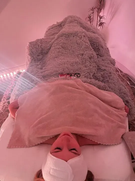 https://cdn.salonspotlight.com/photos/PhRTlAMpcFvBQaSKDbfF/16ade9fa-4186-4839-b530-7f78068798a4_720x720