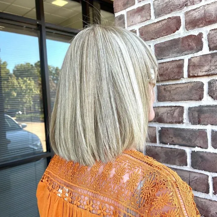 https://cdn.salonspotlight.com/photos/PkkLQxj7A9aipXkq6GiA/da50fab6-937e-48e3-adfe-37f7cc3e234c_720x720