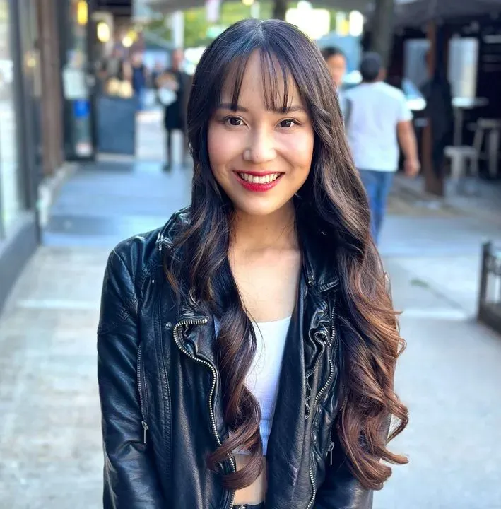 https://cdn.salonspotlight.com/photos/PkkLQxj7A9aipXkq6GiA/eae360d2-af05-43b3-9dab-4ee4453a8cf5_720x720