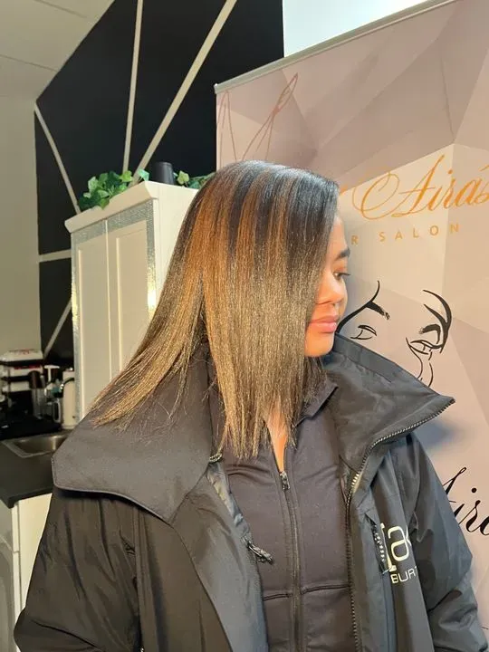 https://cdn.salonspotlight.com/photos/Pmwtsqy5fkIPvCYiDkmU/6832331d-613d-4bee-8bdb-ae47c8ca986e_720x720