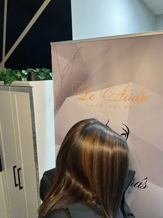 https://cdn.salonspotlight.com/photos/Pmwtsqy5fkIPvCYiDkmU/d7f9a17e-1372-4bba-a128-684ccca81ccf_720x720