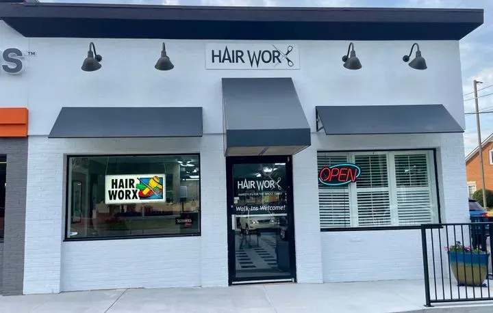 https://cdn.salonspotlight.com/photos/Ps58jULg3BUqbfog0B0z/bb019b41-6fe0-48c1-92e0-505d268eedf5_720x720