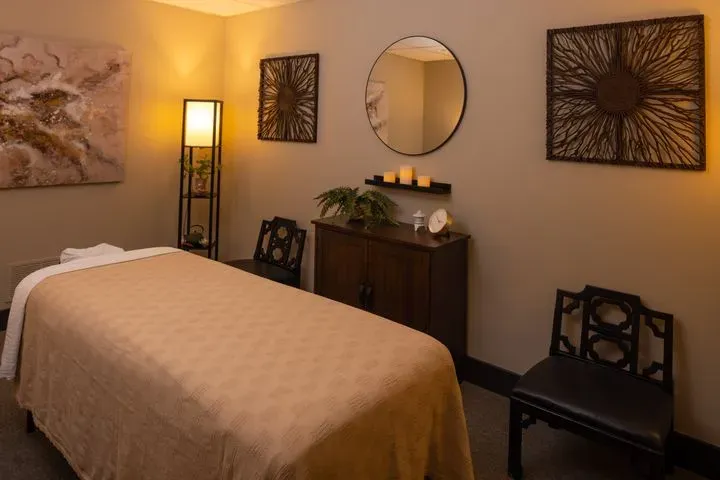 https://cdn.salonspotlight.com/photos/PtPrhDauP0tFBkCWTQnH/a03367c4-be6d-4cb4-9d84-4d3229ff8f57_720x720