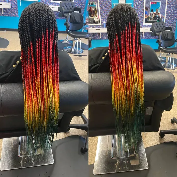 https://cdn.salonspotlight.com/photos/Q0FJ8jY9QXQZVOKaO1RW/a4ac3871-e2f7-4b84-a68d-4466c1e36630_720x720