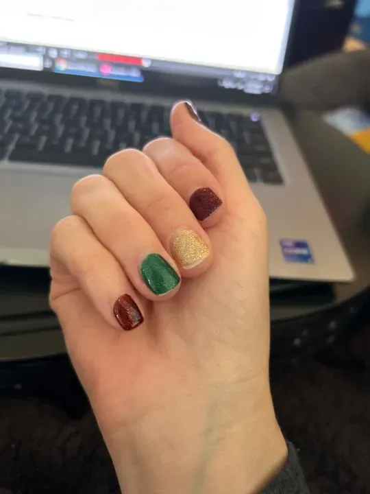 https://cdn.salonspotlight.com/photos/Q1LYP0xmnFqC6TFDerfP/d47eb6ca-361b-416c-832f-1312e195ba70_720x720