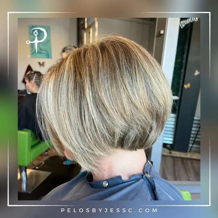 https://cdn.salonspotlight.com/photos/Q89xwiExyt94byebjOAo/5dd98b70-1b8d-4114-8c63-b2fde78aad55_720x720