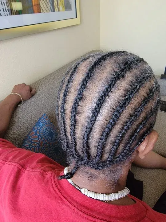 https://cdn.salonspotlight.com/photos/QA9qXuEfKl1CDmIEQ8Hp/4328373b-0d8d-4f1a-bb65-583e55ba6d46_720x720