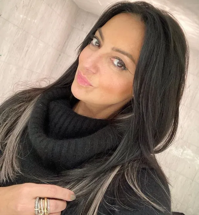 https://cdn.salonspotlight.com/photos/QEBdSeXULxVuy3TYTxeI/ba2b1576-429b-48d7-8c3b-c15a6e253113_720x720