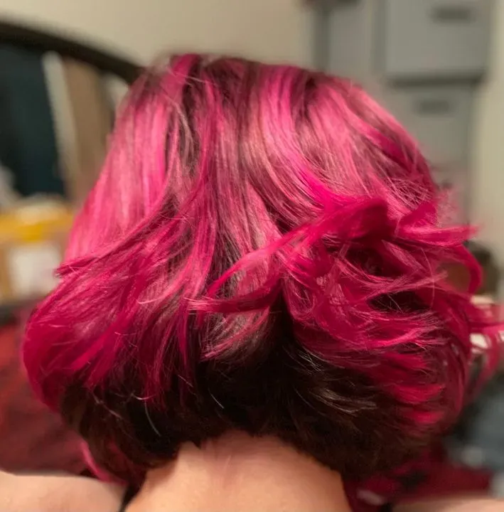 https://cdn.salonspotlight.com/photos/QGFLHlAESjxCgmBISP6s/54b32154-3d46-49ff-9596-9966b6f7ee94_720x720