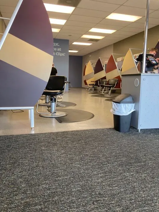https://cdn.salonspotlight.com/photos/QJ33ZUlS3kXy9dqd3smd/ec17ad1b-1b41-4a1a-8827-637d9507cebd_720x720