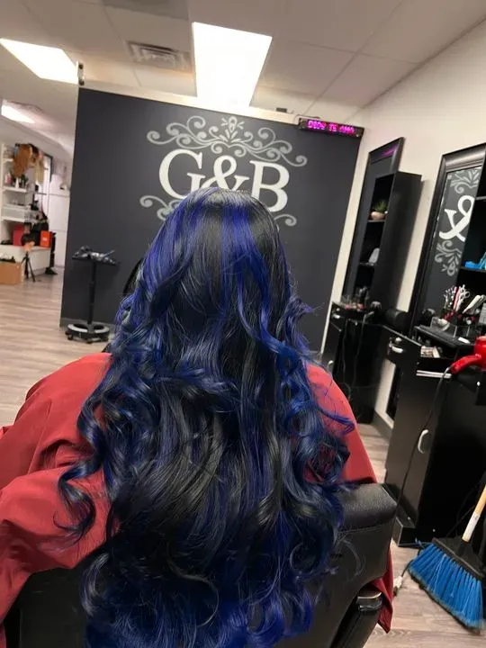 https://cdn.salonspotlight.com/photos/QOQNfp4KFkNuNsUY4VVZ/996a1c44-66b7-4309-b8a3-c105e3159022_720x720