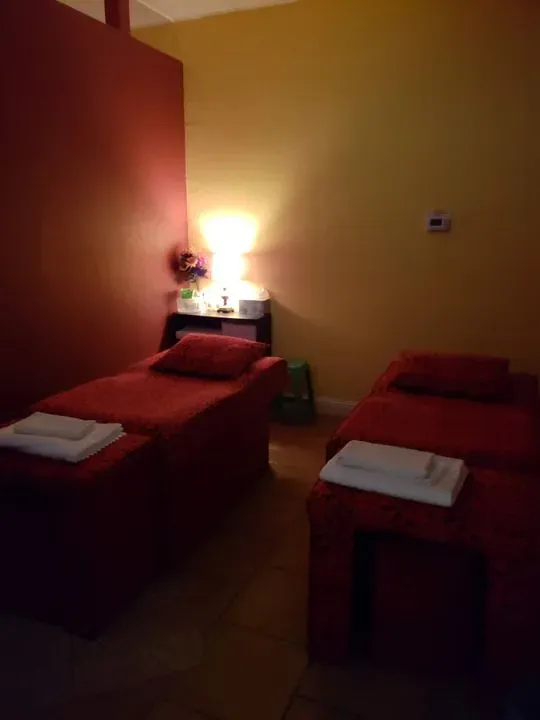 https://cdn.salonspotlight.com/photos/QQpKEymw0Qo5OrY4n4C5/44126679-47cc-4d0c-9d5b-0d46e0c4fe8c_720x720