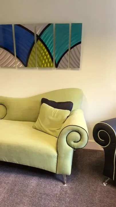 https://cdn.salonspotlight.com/photos/QUiAroghcedhmE8S8bKd/62934c4c-bb45-4bb6-99c9-22d94ba99c8c_720x720