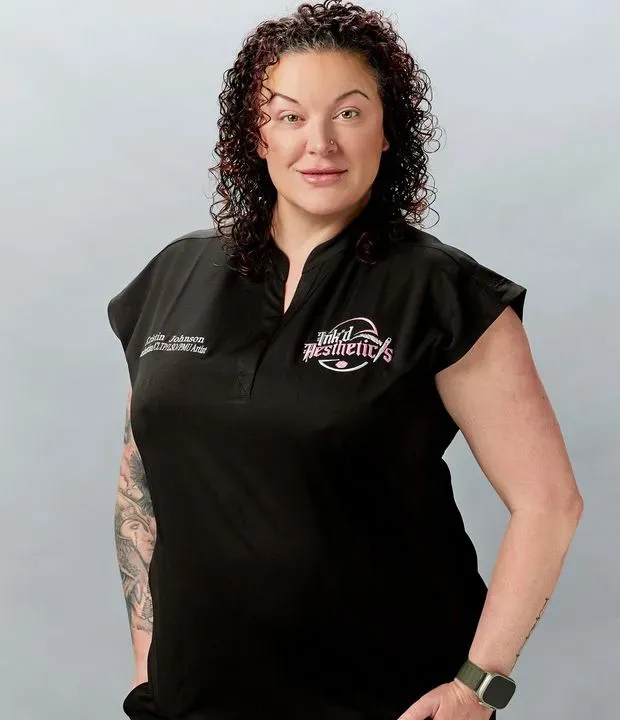 https://cdn.salonspotlight.com/photos/QWQmh4L8J77KqSVo0wfR/e8a5f9b4-3b13-4772-86a7-028bb1aac584_720x720