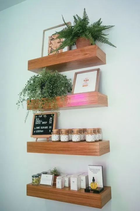 https://cdn.salonspotlight.com/photos/Qu1Iqu07J3g1xpwaoe3i/03cb7065-865c-4b4c-a9c3-829333ada8bf_720x720
