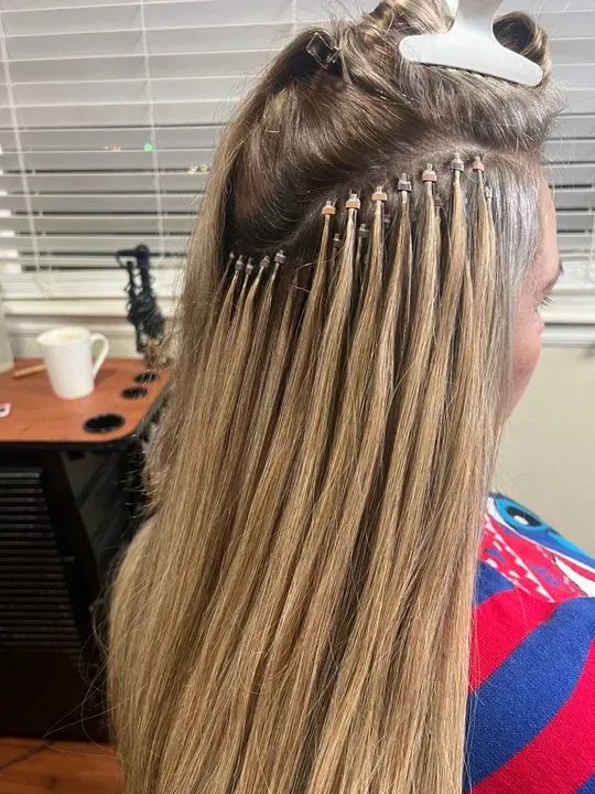 https://cdn.salonspotlight.com/photos/QuL6rTeCo6lWAE5lLjpl/b8382341-4c19-4228-b52a-48b45a0a7434_720x720