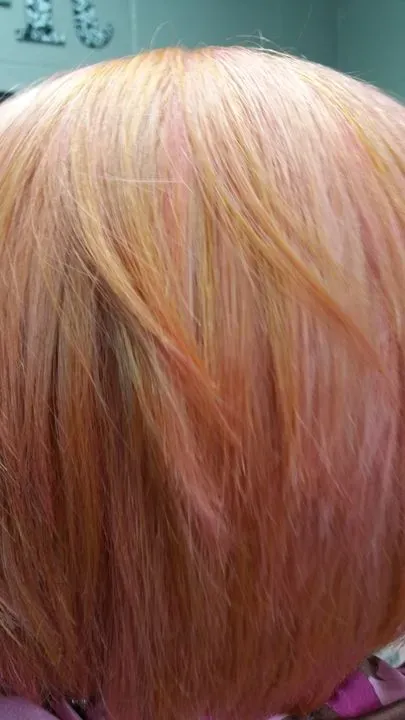 https://cdn.salonspotlight.com/photos/QucLPPiaQeGXuG6EivwZ/acecb05e-b4ff-493e-ba98-1f9cb03737ce_720x720