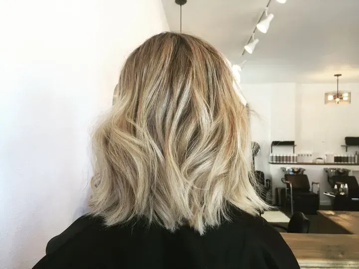 https://cdn.salonspotlight.com/photos/R4Vi6EKf00pS5iUjJuke/24cc4b62-1a6a-4409-b121-3582021e95f0_720x720