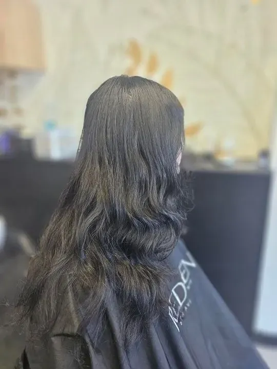 https://cdn.salonspotlight.com/photos/R716P6lIOae6UAl0yhv1/ccc79b61-46b1-4c85-8f8b-e3c8b80b74a4_720x720