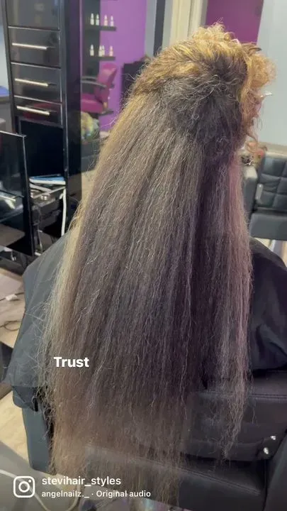https://cdn.salonspotlight.com/photos/REfvBZvfxdlbxoRGXwSy/838a5847-1bf0-4b6e-adf3-d720fee3cd73_720x720